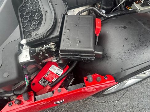 Used 2006 Pontiac Solstice Convertible w/ Premium Package image 26