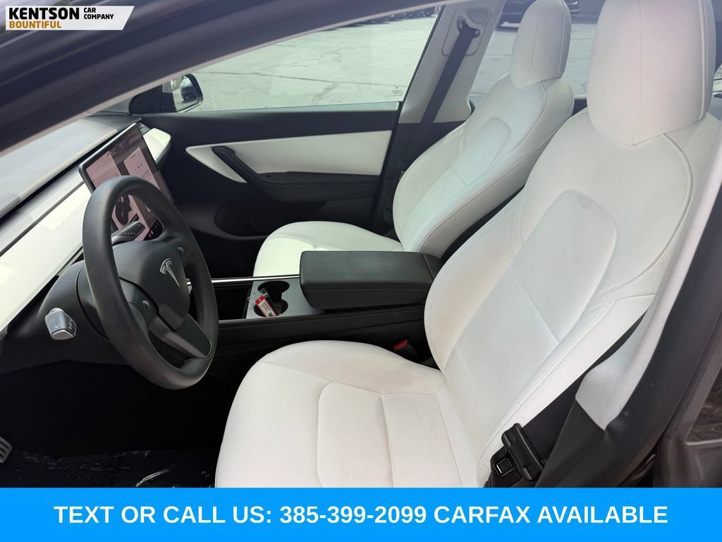 Used 2022 Tesla Model Y Performance AWD/4WD image 24