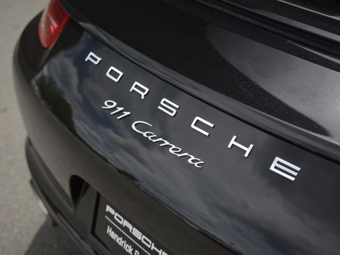 Certified 2014 Porsche 911 Carrera RWD image 32