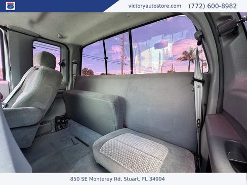 Used 2003 Ford F250 XLT AWD/4WD image 17