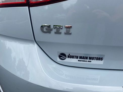Used 2018 Volkswagen GTI S FWD image 7