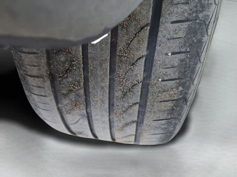 Used 2005 BMW 325Ci Convertible RWD image 24