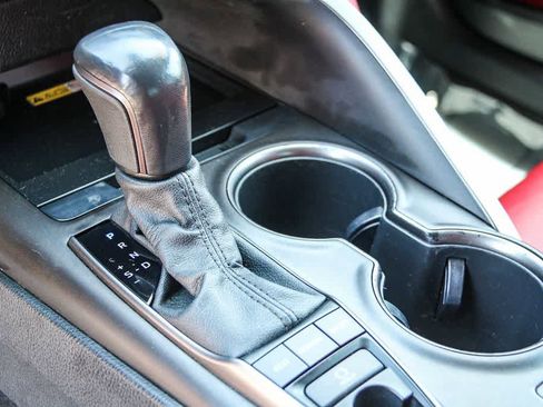 Used 2022 Toyota Camry XSE FWD image 20