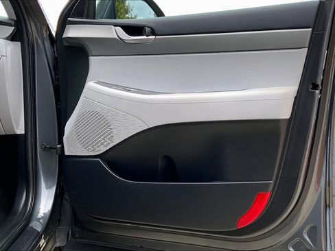 Certified 2025 Hyundai Palisade SEL FWD image 22