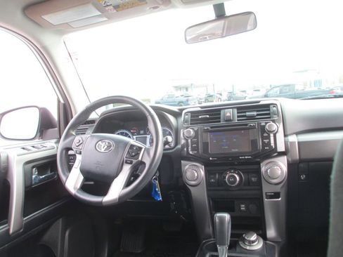 Used 2018 Toyota 4Runner SR5 image 26