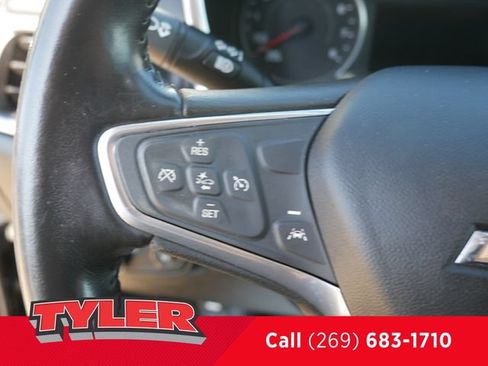 Used 2020 Chevrolet Equinox LT w/ Driver Convenience Package FWD image 27