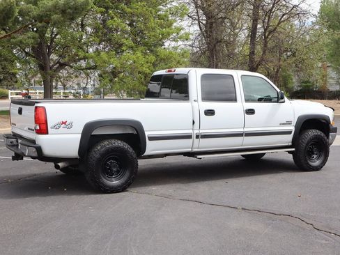 Used 2002 Chevrolet Silverado 2500 LS AWD/4WD image 4