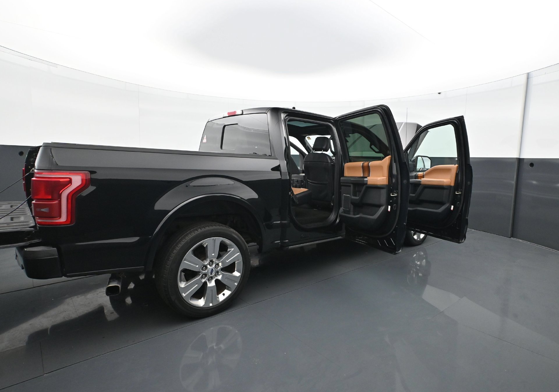 Used 2017 Ford F150 Limited AWD/4WD image 36