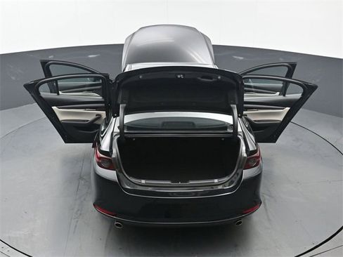 Used 2019 MAZDA MAZDA3 Sedan image 45