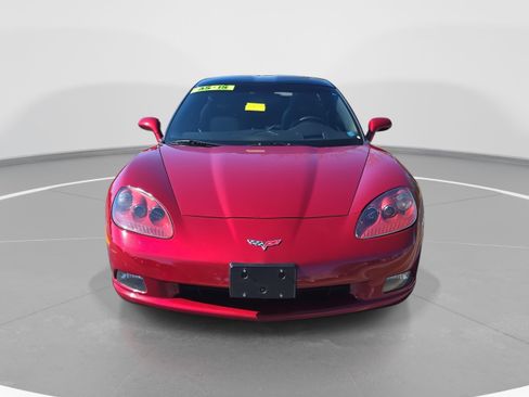 Used 2008 Chevrolet Corvette Coupe w/ Preferred Equipment Group image 2