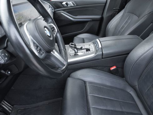 Used 2022 BMW X5 xDrive40i w/ M Sport Package AWD/4WD image 12