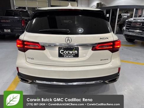 Used 2017 Acura MDX SH-AWD image 5