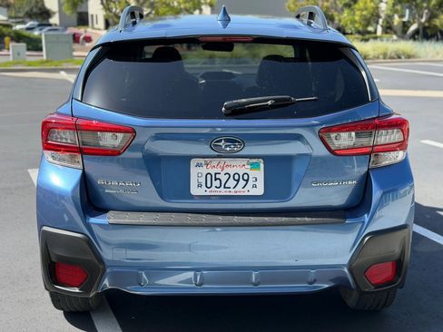 Used 2020 Subaru Crosstrek 2.0i Premium w/ Moonroof Package 2 AWD/4WD image 4