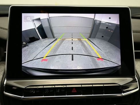 Used 2022 Jeep Compass Latitude image 22