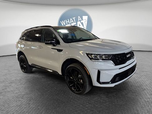 Certified 2023 Kia Sorento SX AWD/4WD image 1