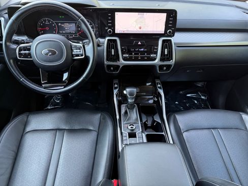 Used 2021 Kia Sorento SX AWD/4WD image 10