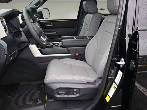 New 2026 Toyota Tundra SR5 AWD/4WD image 13
