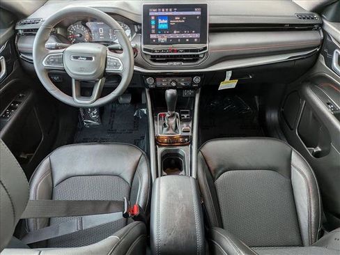 New 2025 Jeep Compass Trailhawk w/ Trailhawk Convenience Group image 14