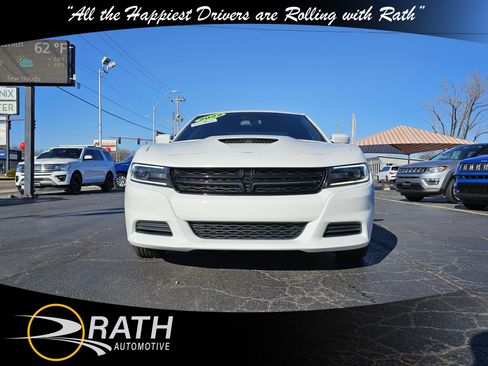 Used 2022 Dodge Charger SXT image 3