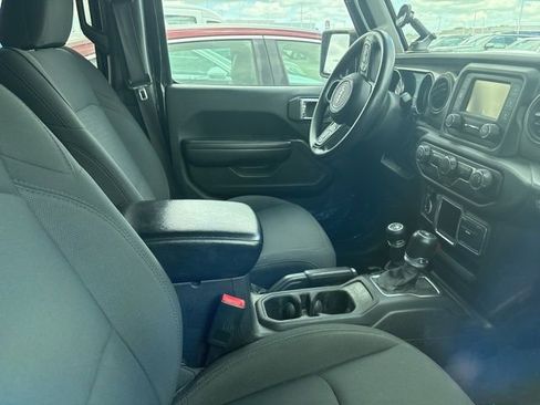 Used 2018 Jeep Wrangler Unlimited Sport AWD/4WD image 7