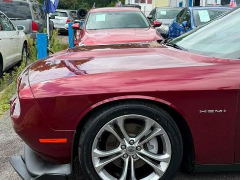 Used 2021 Dodge Challenger R/T RWD image 13