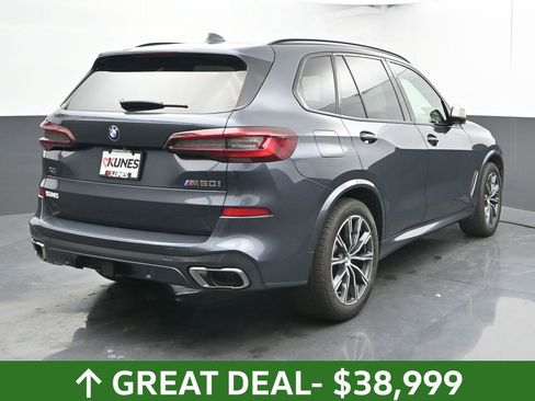 Used 2022 BMW X5 M50i image 10