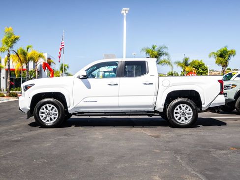 Used 2026 Toyota Tacoma SR5 RWD image 4