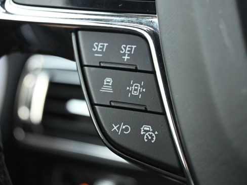 Used 2023 Lincoln Navigator Reserve AWD/4WD image 16