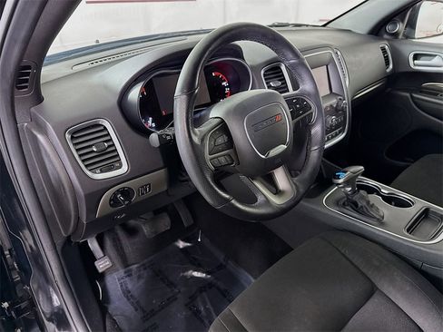 Used 2020 Dodge Durango SXT image 17