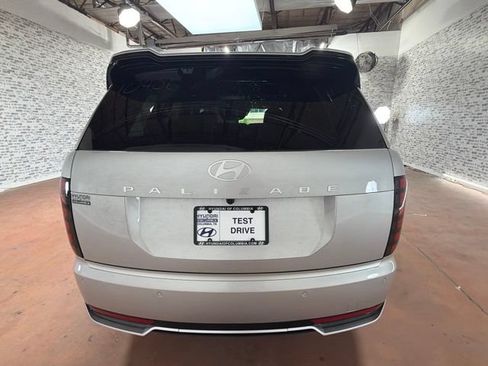 New 2026 Hyundai Palisade Calligraphy FWD image 6