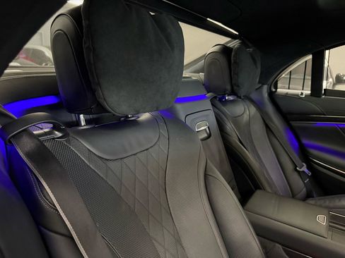 Used 2018 Mercedes-Benz S 560 4MATIC Sedan w/ AMG Line Exterior image 17