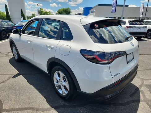Used 2025 Honda HR-V LX image 4