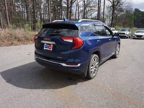 Used 2022 GMC Terrain Denali w/ LPO, Floor Liner Package image 22