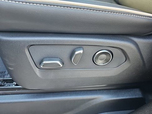 New 2026 Cadillac Escalade ESV Luxury w/ Touring Package image 31