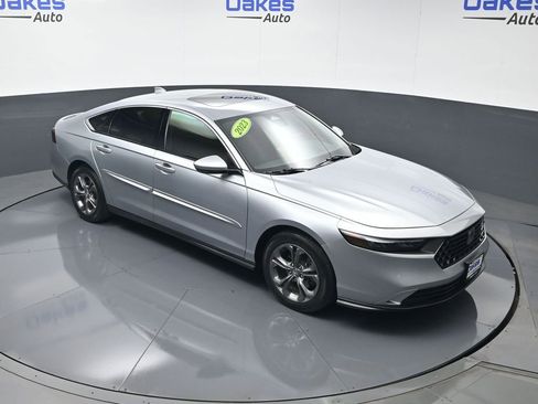 Used 2023 Honda Accord EX image 44