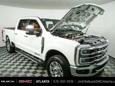 Used 2024 Ford F250 Lariat w/ Chrome Package AWD/4WD image 32