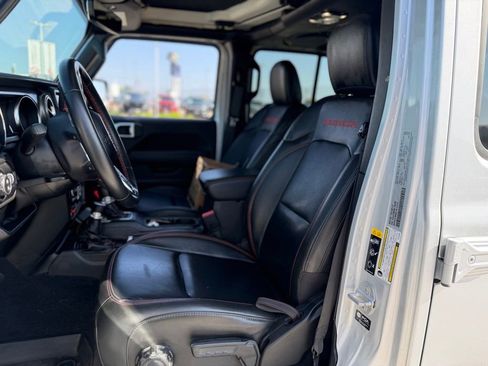Used 2022 Jeep Gladiator Rubicon AWD/4WD image 5