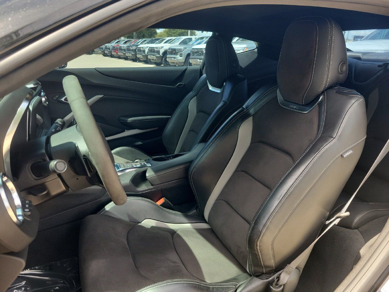 Used 2022 Chevrolet Camaro SS RWD image 12
