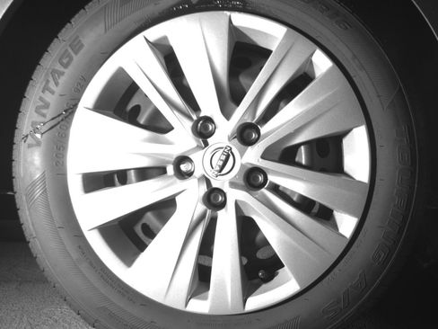 Used 2025 Nissan Sentra S FWD image 15