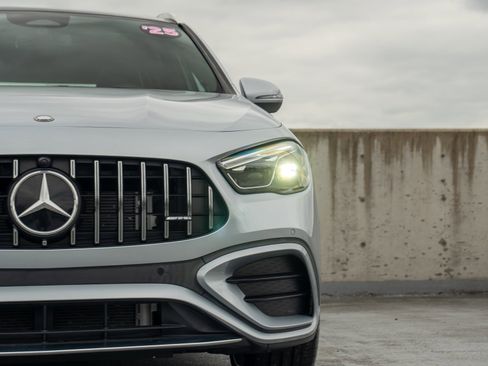 Used 2025 Mercedes-Benz GLA 35 AMG 4MATIC image 8