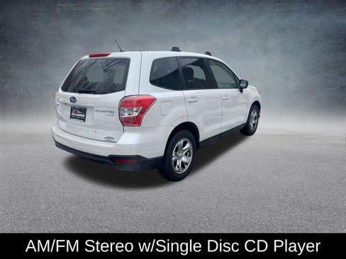Used 2015 Subaru Forester 2.5i image 6