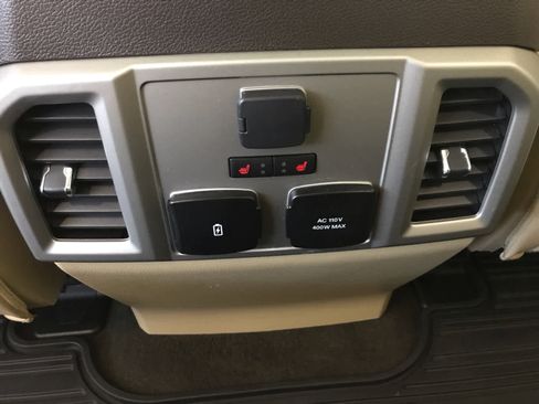 Used 2020 Ford F150 Lariat w/ Equipment Group 502A Luxury image 23