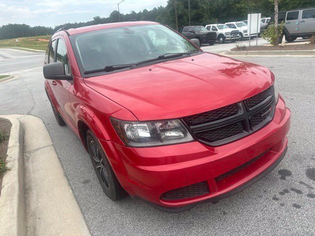 Used 2018 Dodge Journey SE w/ Connectivity Group FWD image 4