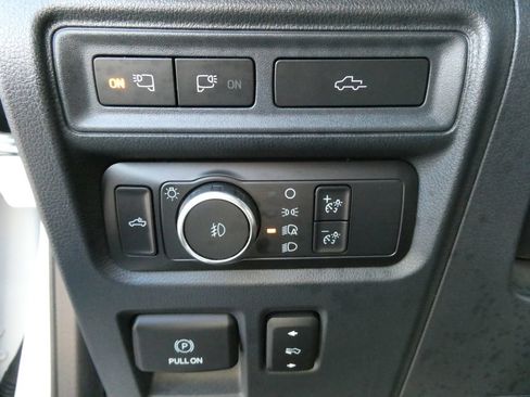 Used 2022 Ford F150 Lariat w/ Equipment Group 502A High AWD/4WD image 28