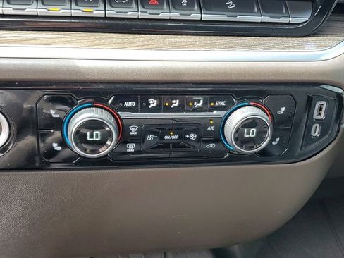 Used 2022 Chevrolet Silverado 1500 LT image 24