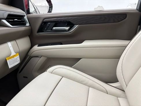 New 2026 GMC Yukon Denali w/ Denali Reserve Package image 48
