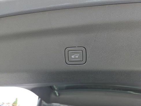 New 2026 GMC Yukon XL Elevation w/ Elevation Premium Package AWD/4WD image 21