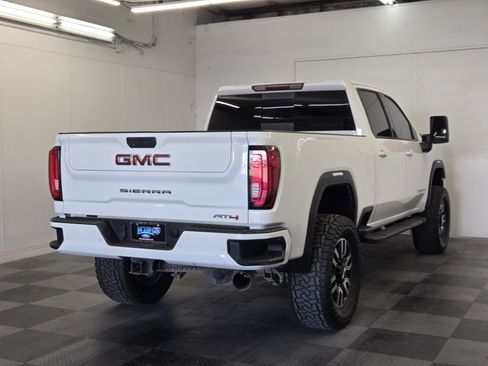 Used 2020 GMC Sierra 2500 AT4 w/ AT4 Premium Package AWD/4WD image 7