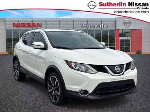 Certified 2019 Nissan Rogue Sport SL w/ Premium Package FWD image 1
