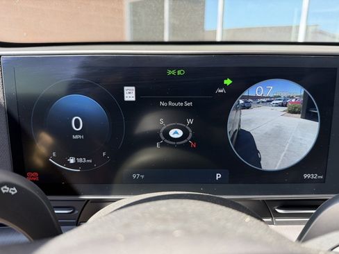 Used 2025 Hyundai Kona Limited FWD image 18